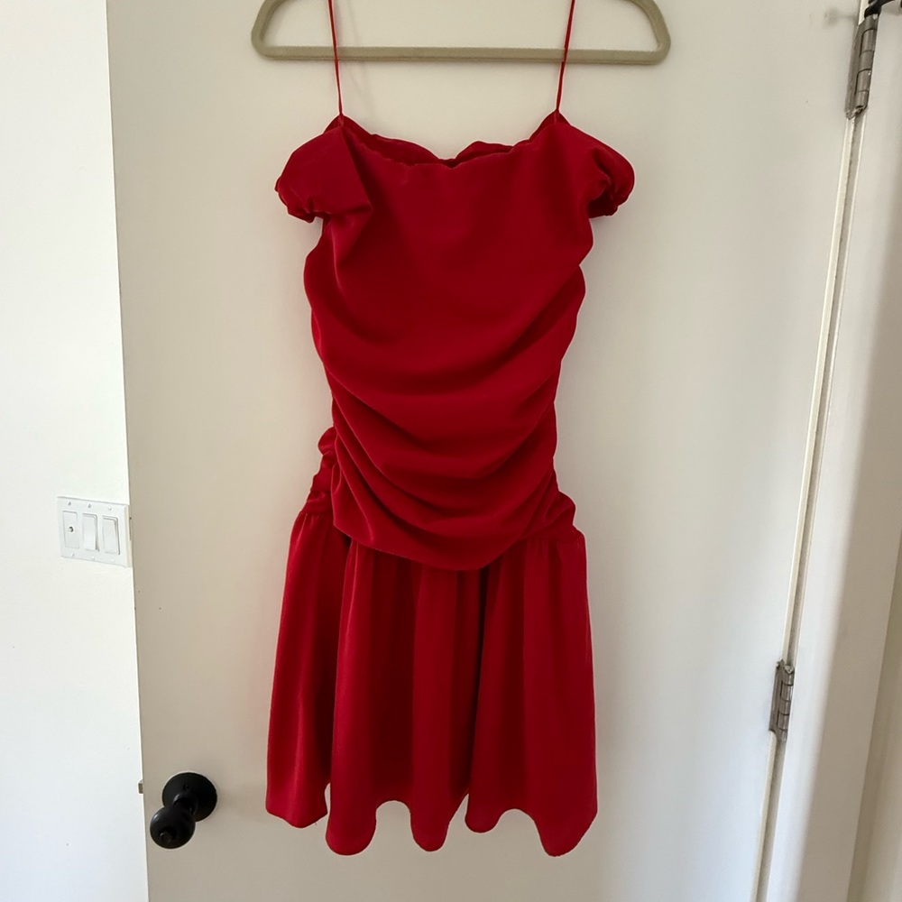 Abercrombie & Fitch Off-Shoulder Ruched Red Mini Dress - Picture 7 of 8